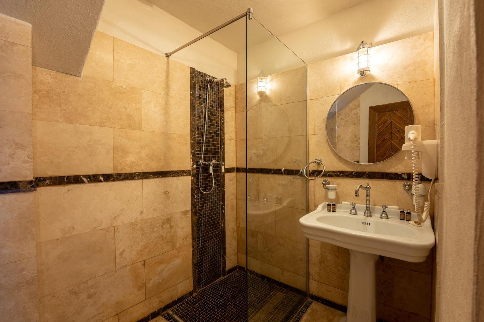 The Throne - M Museum Hotel Sighişoara Eksteriør billede